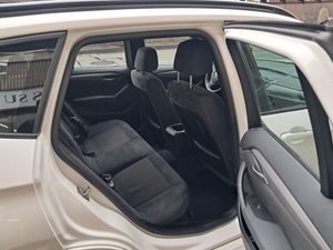 BMW X1 Sdrive 18d  - Foto 9