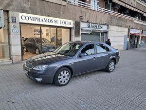 Ford Mondeo 2.0 TDci 115 Ambiente  - Foto 2