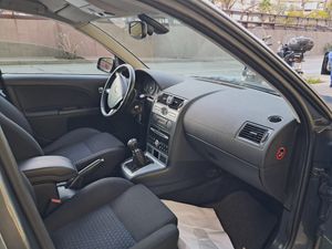 Ford Mondeo 2.0 TDci 115 Ambiente  - Foto 7