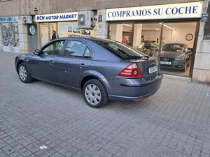 Ford Mondeo 2.0 TDci 115 Ambiente  - Foto 3
