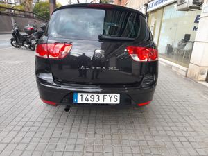 Seat Altea XL 1.6i SPORT  - Foto 6
