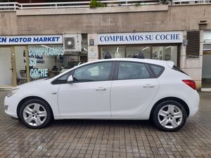 Opel Astra 1.4 Essentia  - Foto 8