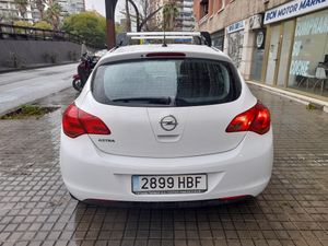 Opel Astra 1.4 Essentia  - Foto 6