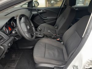 Opel Astra 1.4 Essentia  - Foto 10