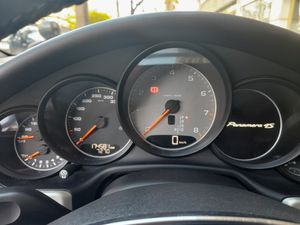 Porsche Panamera 4S  - Foto 19