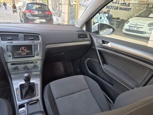 Volkswagen Golf 1.6 TDi ADVANCE 110CV BMT  - Foto 17
