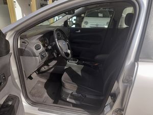 Ford Focus 1.6 TDCi Trend  - Foto 8