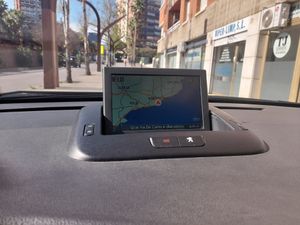 Peugeot 5008 Allure 1.6 BlueHDi 88KW (120CV)  - Foto 13