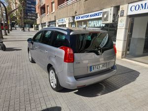 Peugeot 5008 Allure 1.6 blueHDi 88KW 120 CV  - Foto 5