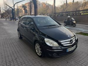 Mercedes Clase B B 200 CDI  - Foto 4