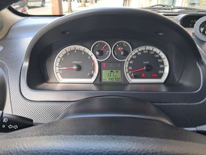 Chevrolet Aveo 1.4 16v LT  - Foto 10