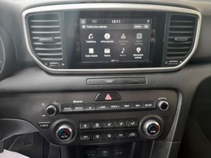 Kia Sportage 1.6 MHEV Business 100kW (136CV) 4x4  - Foto 15