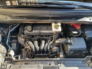 Citroën C4 Picasso CITROEN C4 Picasso 1.8 16v CMP Exclusive  - Foto 21