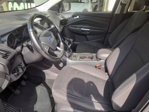 Ford Kuga 1.5 EcoBoost 88kW 4x2 Titanium  - Foto 10