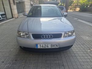 Audi A3 1.6 Ambiente  - Foto 3