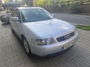 Audi A3 1.6 Ambiente  - Foto 4