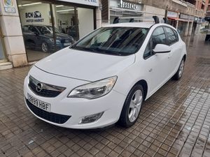 Opel Astra 1.4 Essentia  - Foto 2