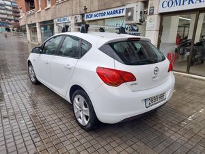 Opel Astra 1.4 Essentia  - Foto 7