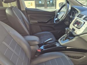 Ford Kuga 2.0 TDCi 160cv 4WD Titanium S Powershift  - Foto 7