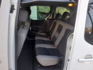 Citroën Berlingo 1.6 VTi 120cv Seduction  - Foto 12