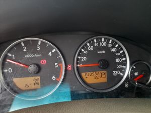 Nissan Pathfinder 2.5 dCi 171CV CHROME 7 plazas  - Foto 19