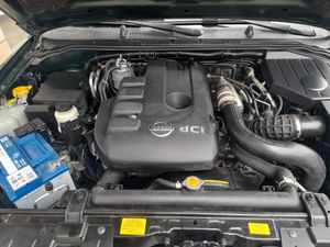 Nissan Pathfinder 2.5 dCi 171CV CHROME 7 plazas  - Foto 14