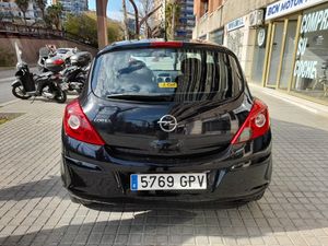 Opel Corsa CMon 1.4  - Foto 6