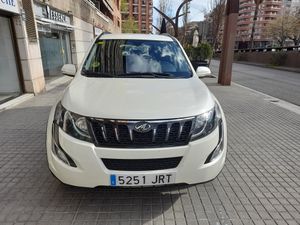 Mahindra XUV 500 FWD 4X2 W6 7 plazas  - Foto 3
