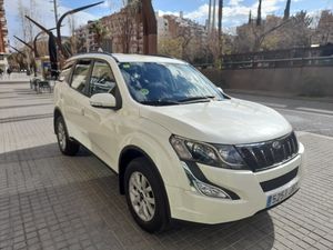 Mahindra XUV 500 FWD 4X2 W6 7 plazas  - Foto 4
