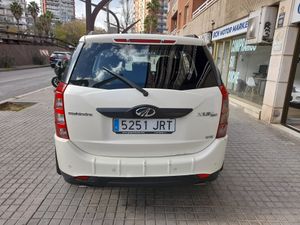 Mahindra XUV 500 FWD 4X2 W6 7 plazas  - Foto 6