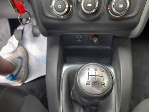 Citroën C4 BlueHDi 100 Live  - Foto 17