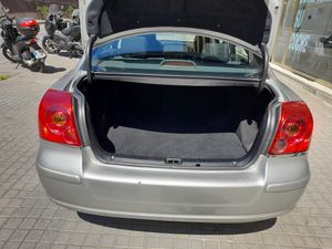 Toyota Avensis 1.8 VVTI SOL AUTO  - Foto 11
