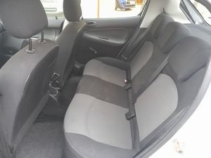 Peugeot 206 1.4 HDI XS · Diésel  - Foto 9