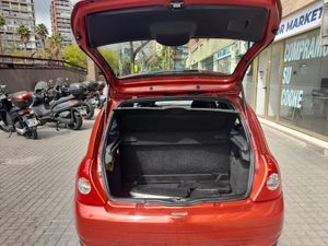 Renault Clio Base Authentique 1.2  - Foto 11