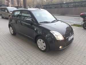 Suzuki Swift 1.3 GL MTA 5p  - Foto 3