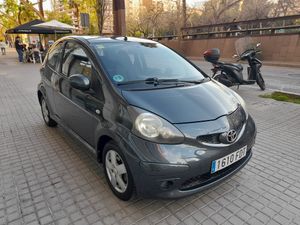 Toyota Aygo 1.0 VVTi  - Foto 4