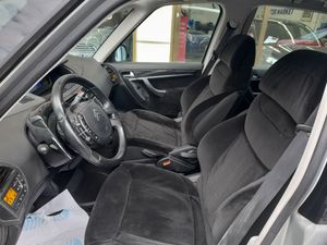 Citroën C4 2.0 HDi 138 Exclusive  - Foto 10