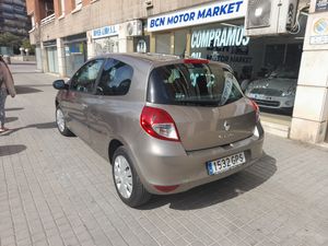 Renault Clio Emotion TCE100 eco2  - Foto 6