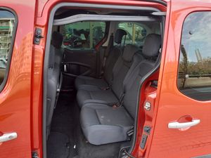 Peugeot Partner Tepee Outdoor 1.6 HDi 110CV FAP  - Foto 11