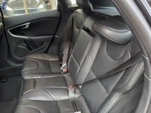 Volvo V40 VOLVO V40 1.6 D2 Kinetic  - Foto 9