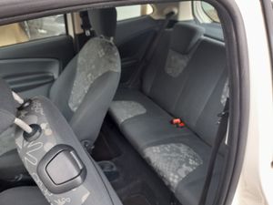 Ford Ka Black White Ed. 1.2 Duratec A.St.St.  - Foto 10