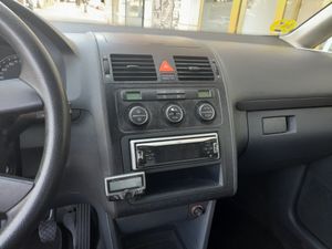 Volkswagen Touran 1.9 TDI ADVANCE  - Foto 14