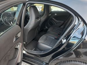 Mercedes Clase A A 200 d 4MATIC Aut. AMG Line  - Foto 11