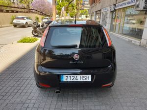 Fiat Punto 1.2 8v Easy 69 CV Gasolina SS  - Foto 7