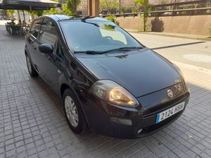 Fiat Punto 1.2 8v Easy 69 CV Gasolina SS  - Foto 4