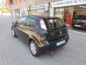 Fiat Punto 1.2 8v Easy 69 CV Gasolina SS  - Foto 8
