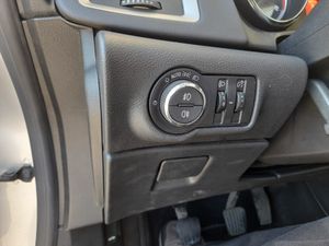 Opel Astra 1.4 Enjoy  - Foto 12