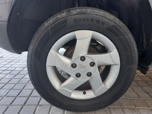 Dacia Duster Laureate dCi 85 cv  - Foto 7