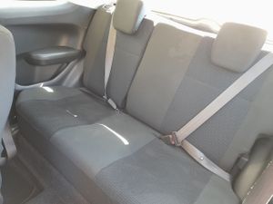 Suzuki Swift 1.3 GL 5p  - Foto 9