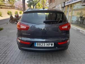Kia Sportage 1.7 CRDI VGT Drive 4x2  - Foto 6